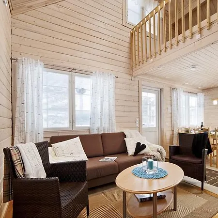 Holiday home Luoman Hirvimoekit Ahtari