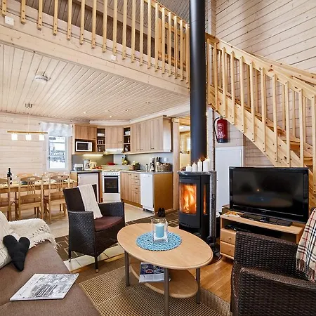 Holiday home Luoman Hirvimoekit *