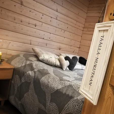 Holiday home Luoman Hirvimoekit *
